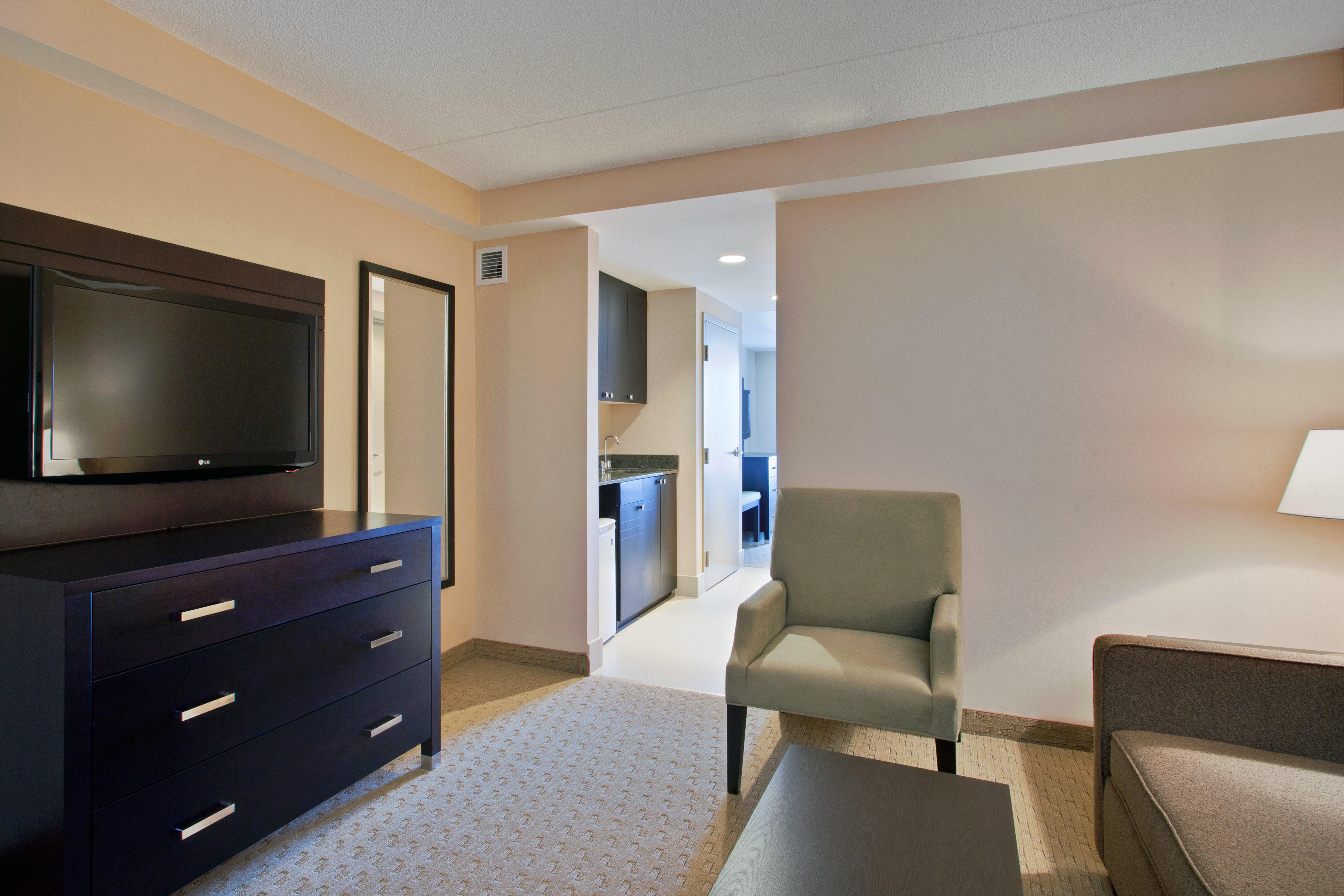 Holiday Inn Express Hotel & Suites Ottawa West-Nepean, An Ihg Hotel Экстерьер фото